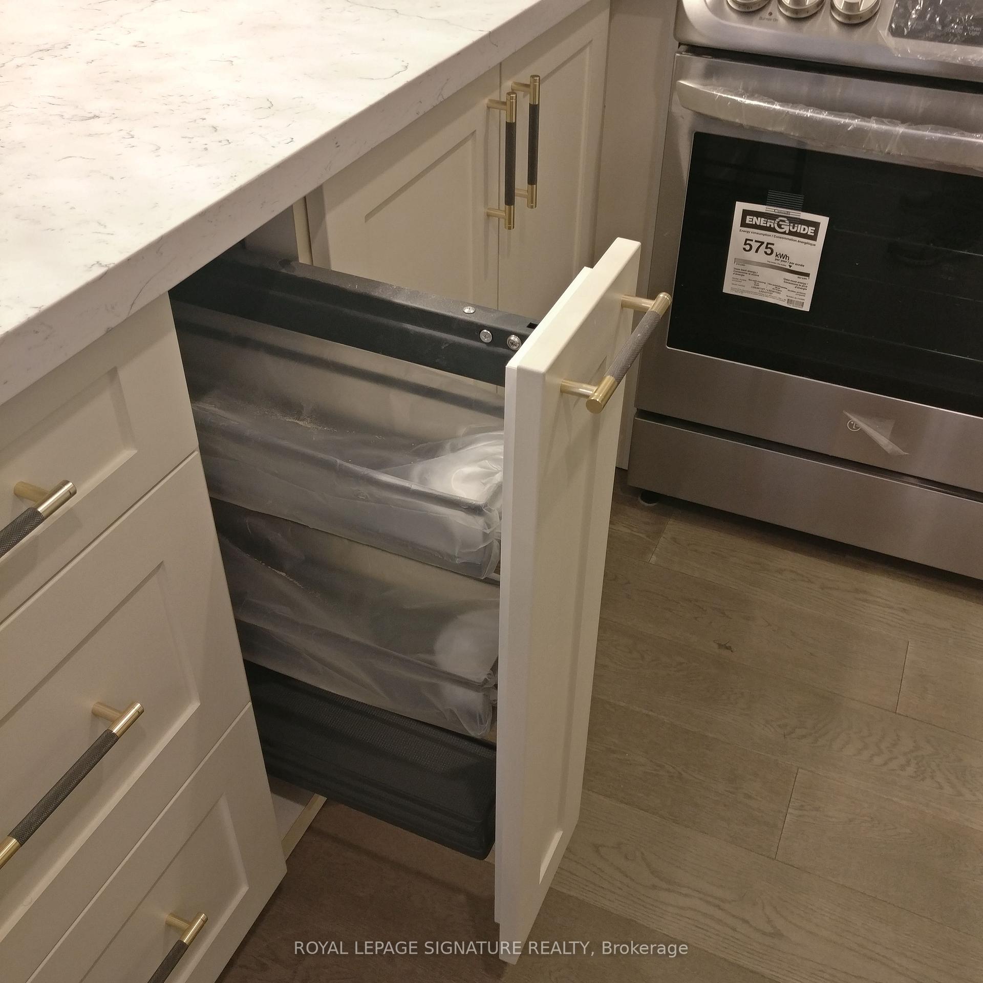 Photo 2 of Unit Lower, 594 Birchmount Road, Scarborough, Clairlea-Birchmount — HOMEH
