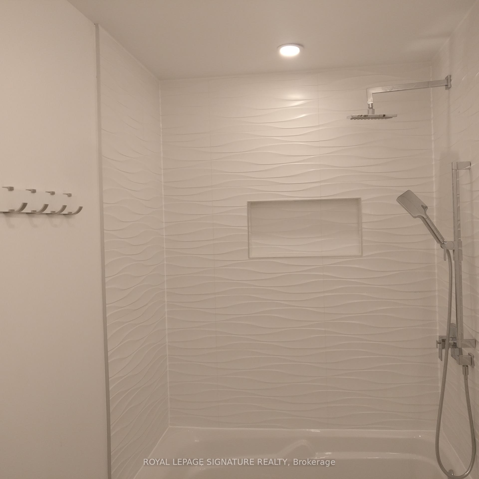 Photo 4 of Unit Lower, 594 Birchmount Road, Scarborough, Clairlea-Birchmount — HOMEH
