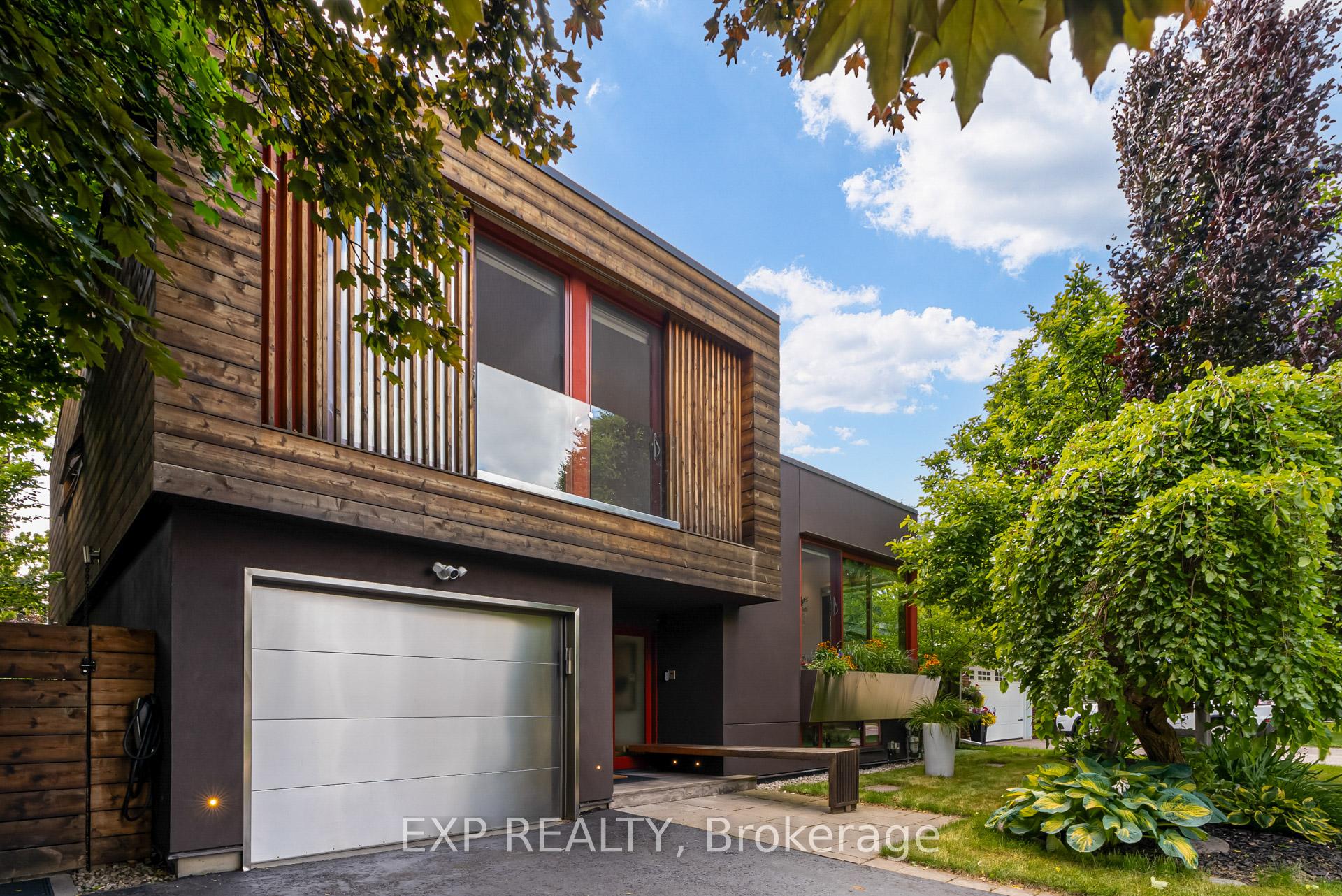 Photo 6 of 26 Richmond Drive, Brampton, Brampton East — HOMEH