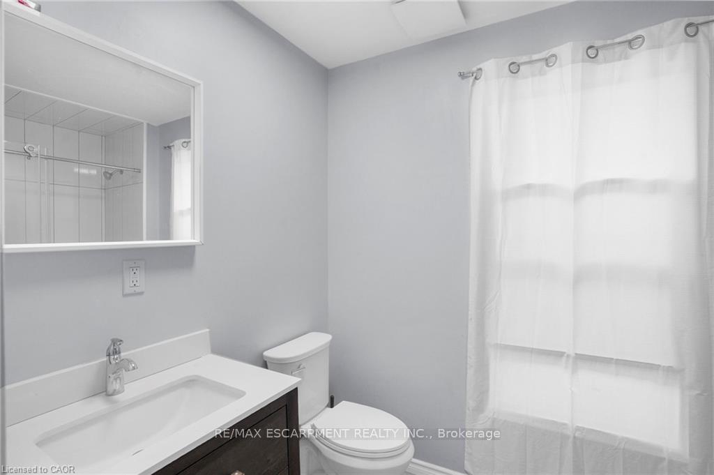 Photo 13 of 11 Wright Avenue, Hamilton, Landsdale — HOMEH