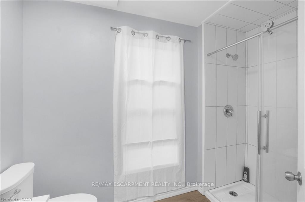Photo 14 of 11 Wright Avenue, Hamilton, Landsdale — HOMEH