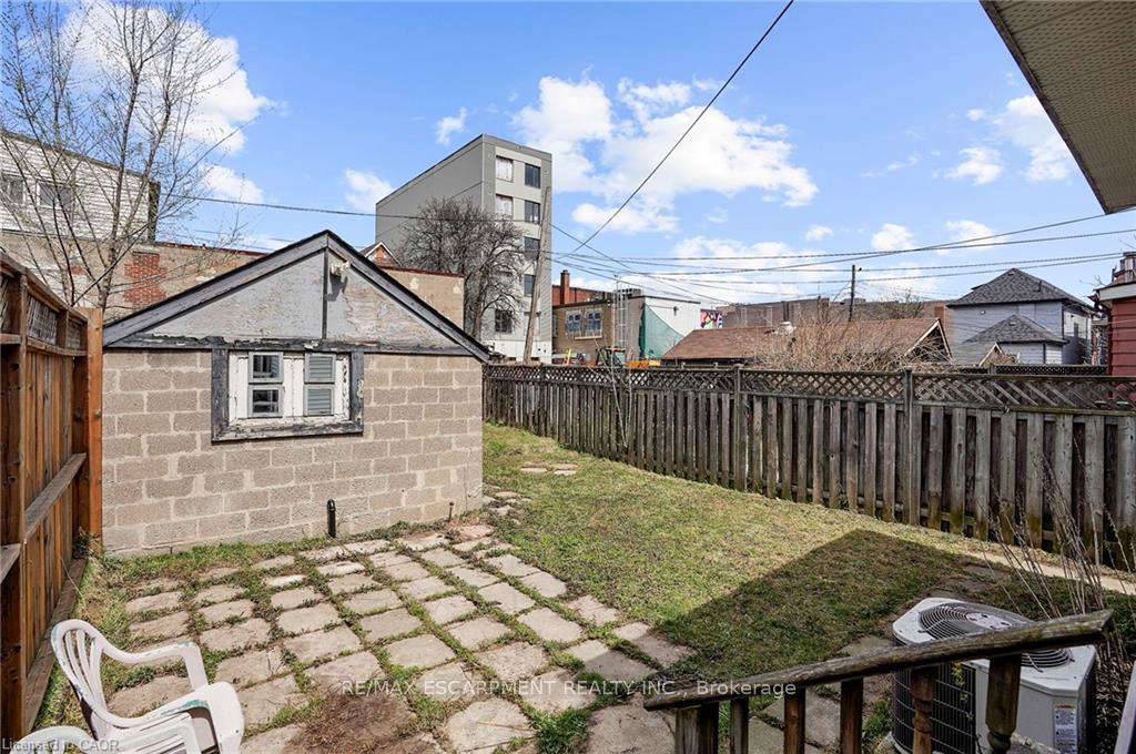 Photo 19 of 11 Wright Avenue, Hamilton, Landsdale — HOMEH