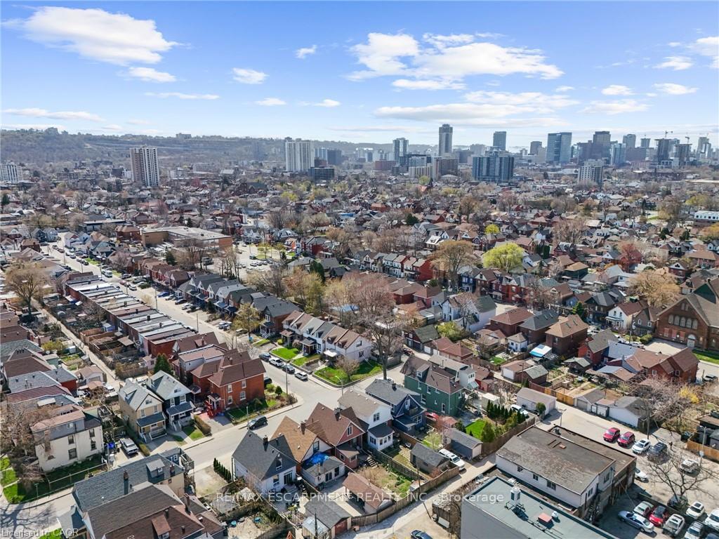 Photo 23 of 11 Wright Avenue, Hamilton, Landsdale — HOMEH