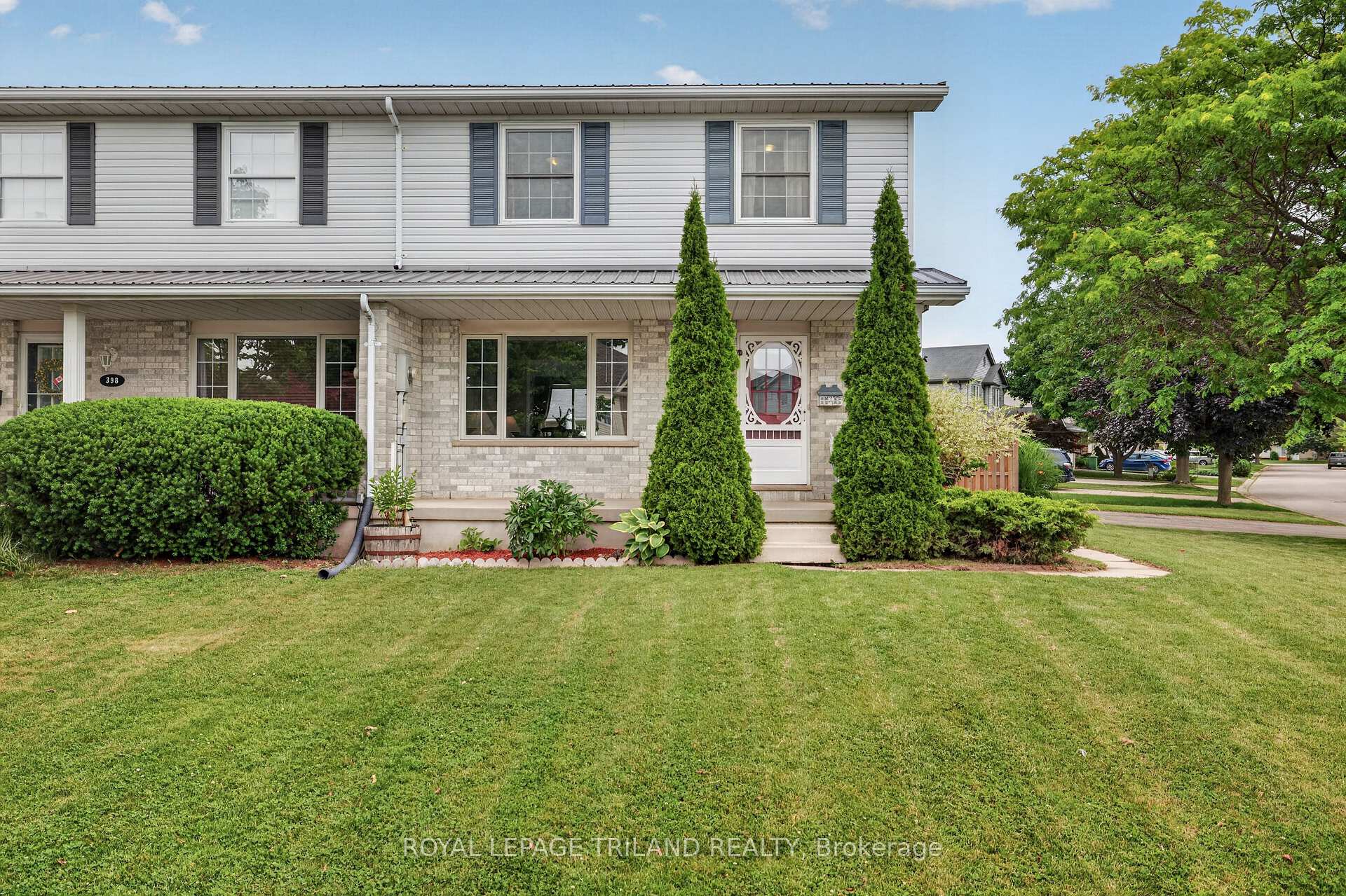 Photo 1 of 400 Highview Drive, St. Thomas — HOMEH