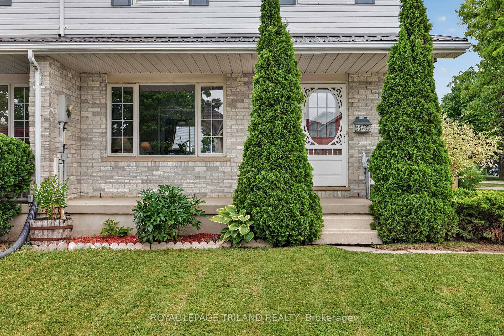 Photo 3 of 400 Highview Drive, St. Thomas — HOMEH