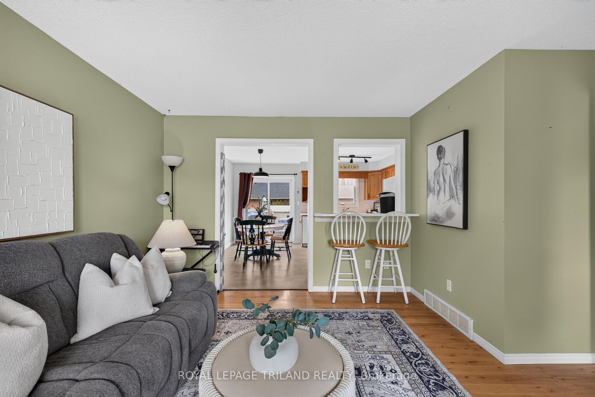 Photo 13 of 400 Highview Drive, St. Thomas — HOMEH