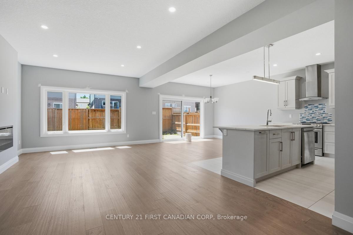 Photo 11 of Unit UPPER, 2775 Oriole Drive, London, South U — HOMEH
