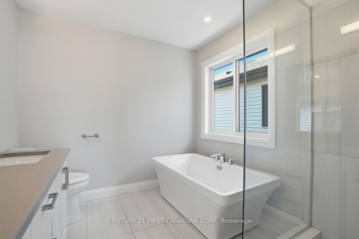 Photo 21 of Unit UPPER, 2775 Oriole Drive, London, South U — HOMEH