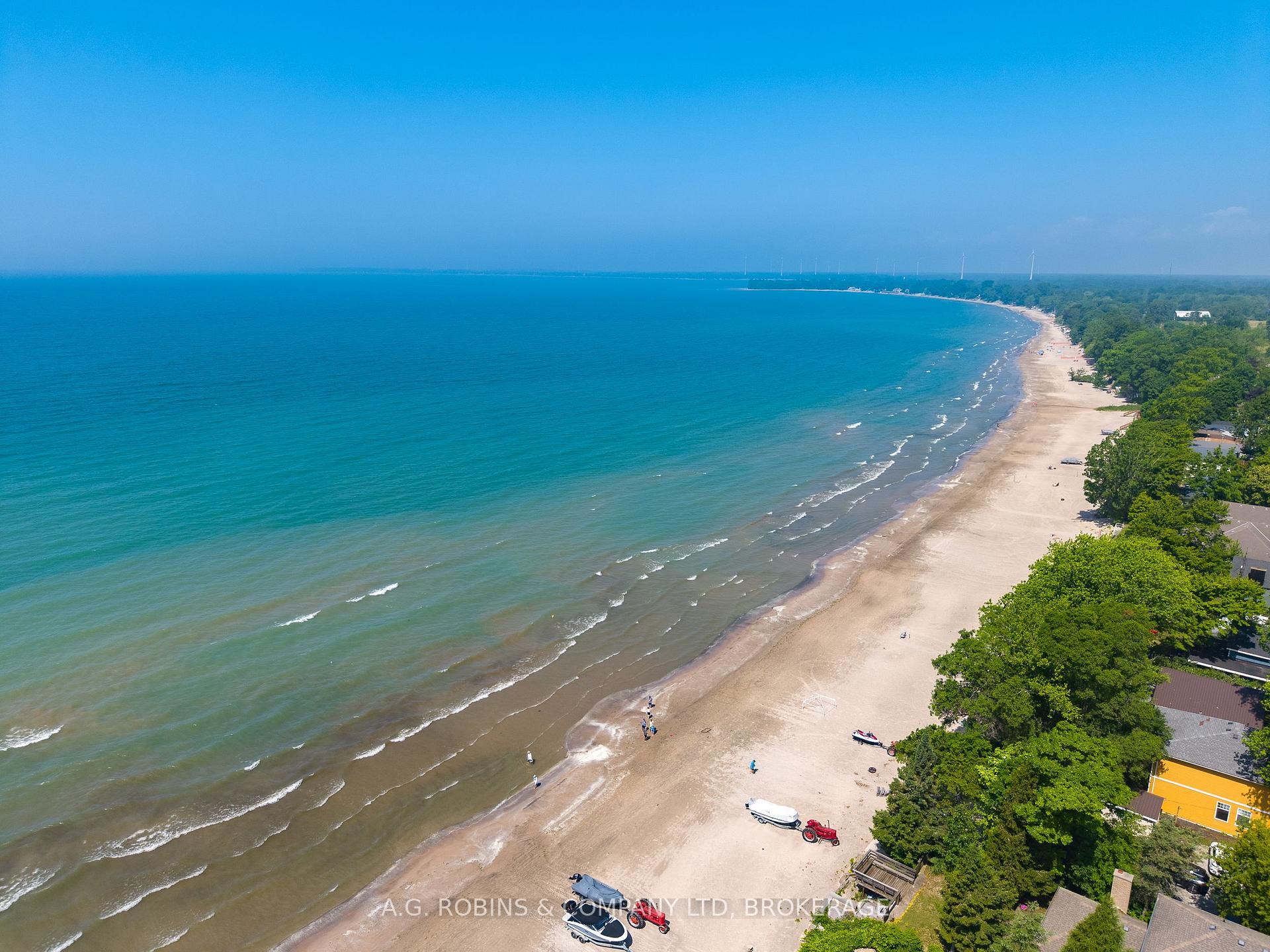 Photo 2 of 12312 Lakeshore Road, Wainfleet, Lakeshore — HOMEH