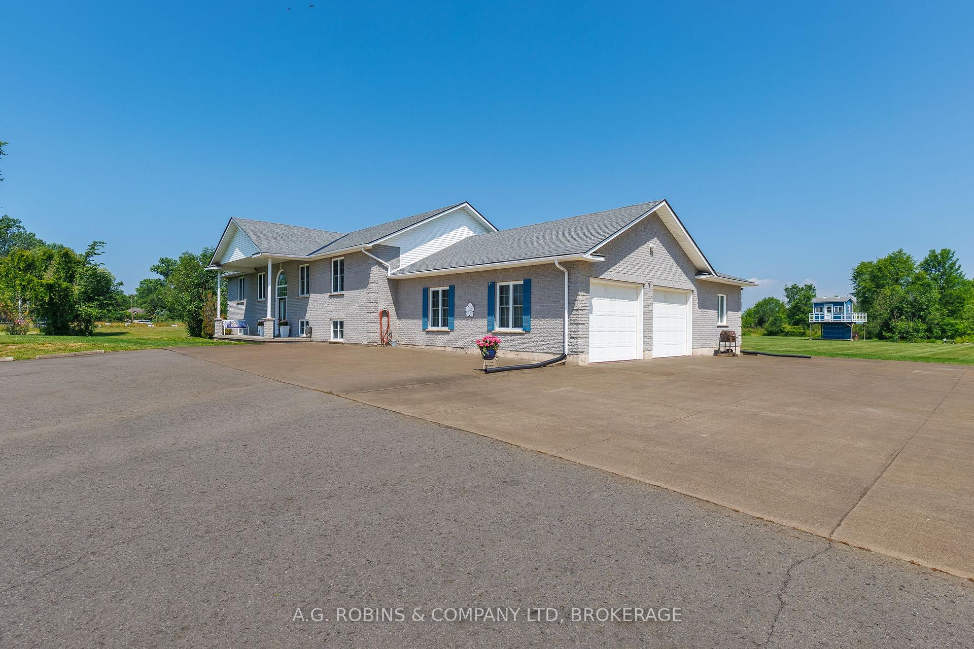 Photo 9 of 12312 Lakeshore Road, Wainfleet, Lakeshore — HOMEH