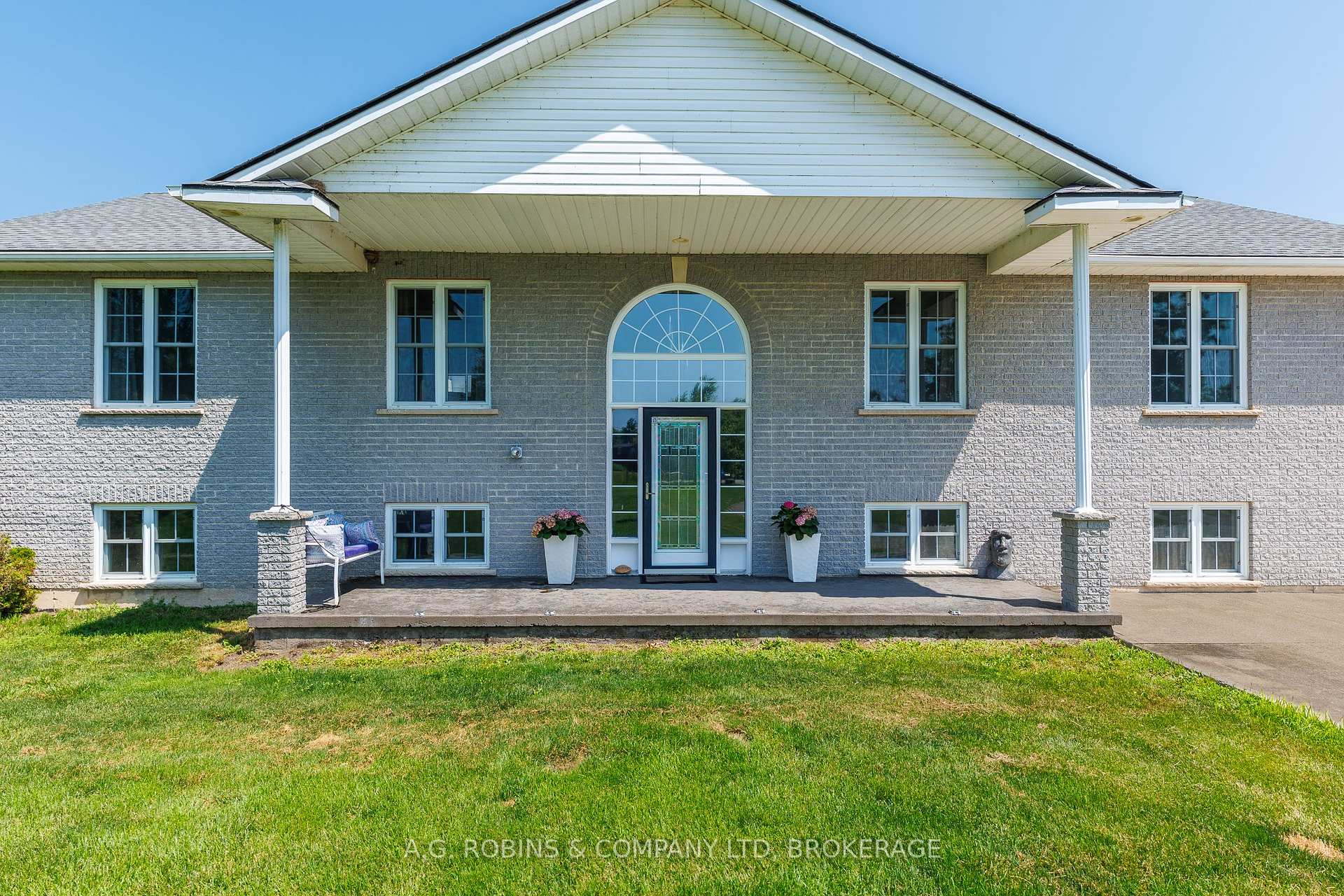 Photo 11 of 12312 Lakeshore Road, Wainfleet, Lakeshore — HOMEH