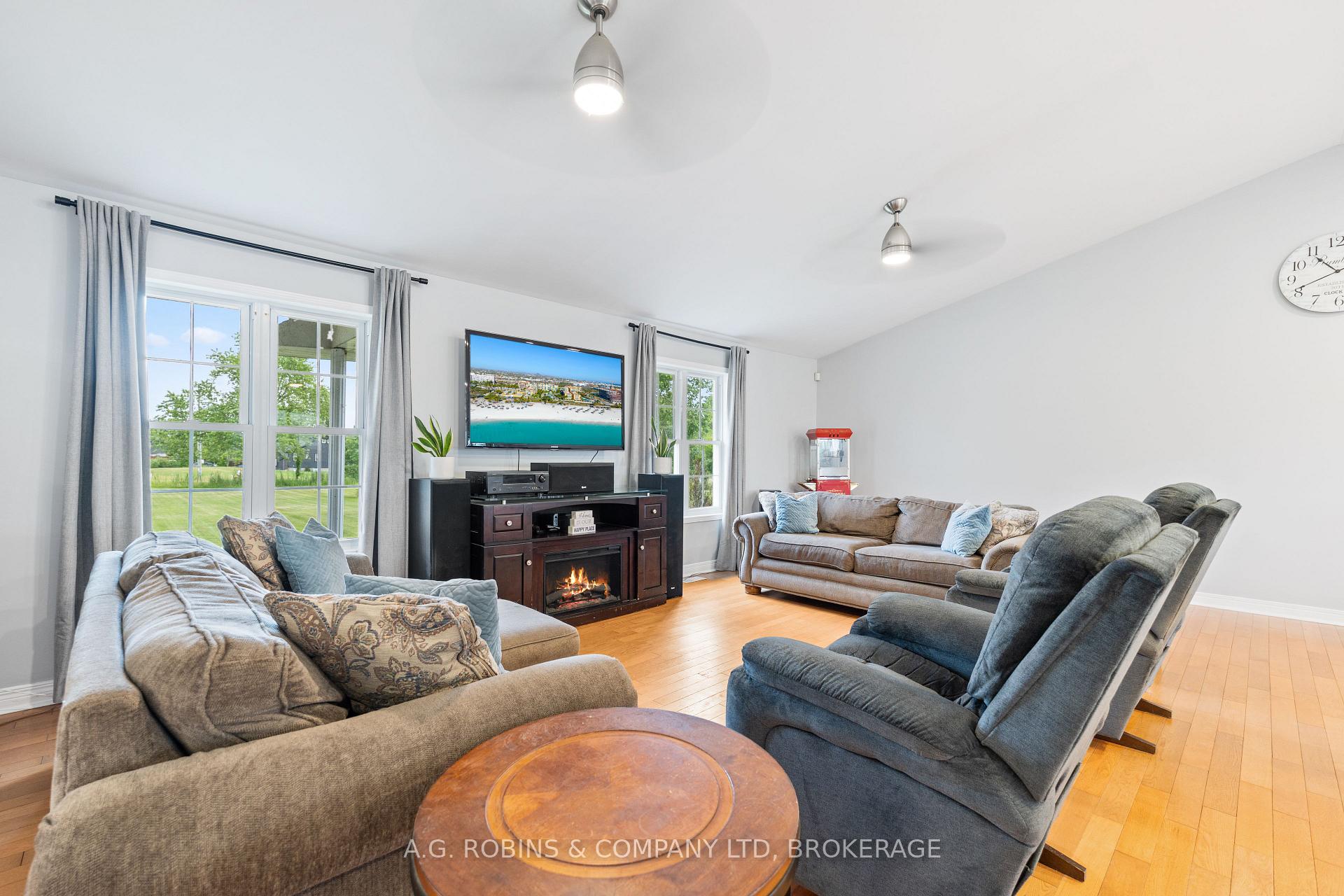 Photo 28 of 12312 Lakeshore Road, Wainfleet, Lakeshore — HOMEH