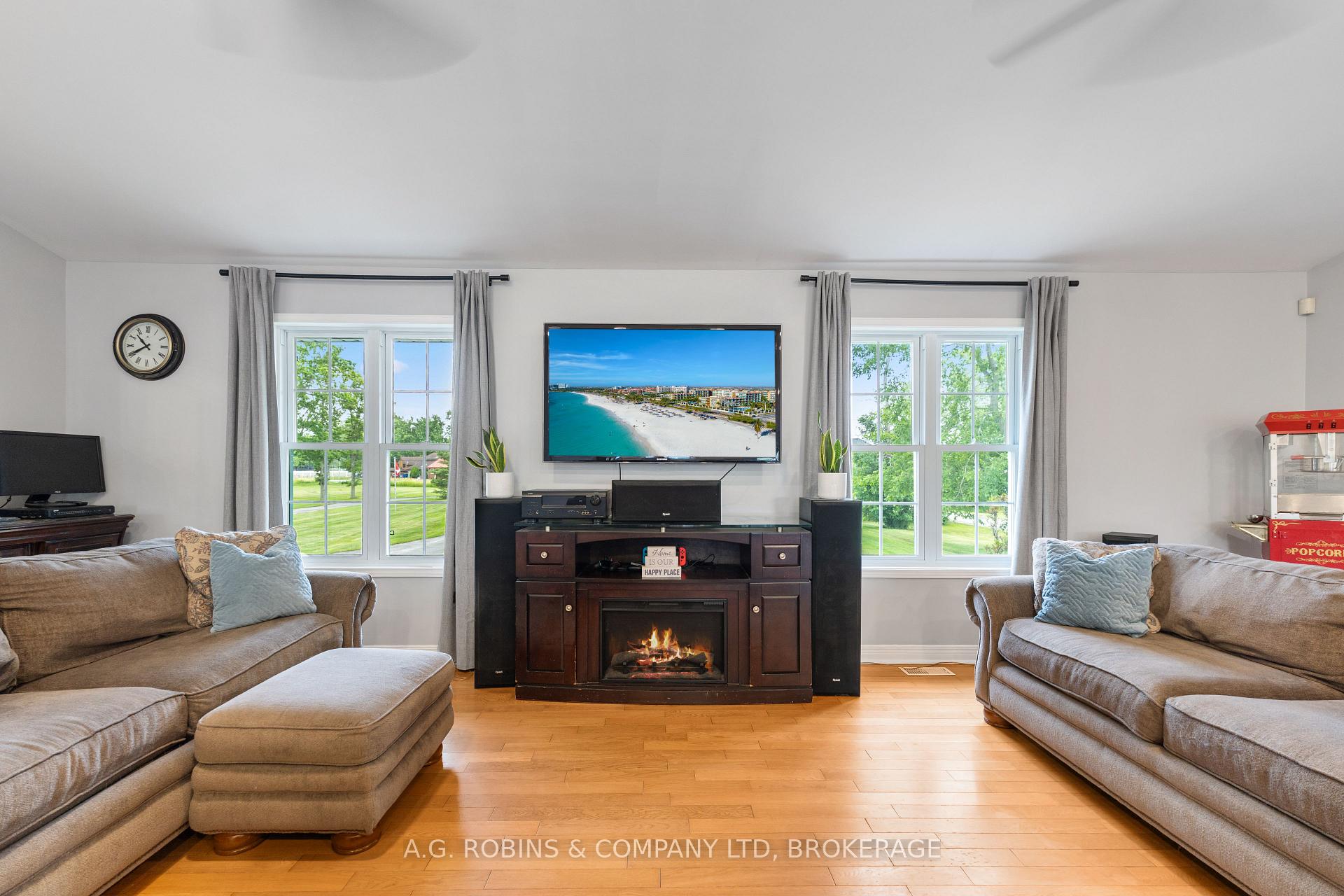 Photo 32 of 12312 Lakeshore Road, Wainfleet, Lakeshore — HOMEH