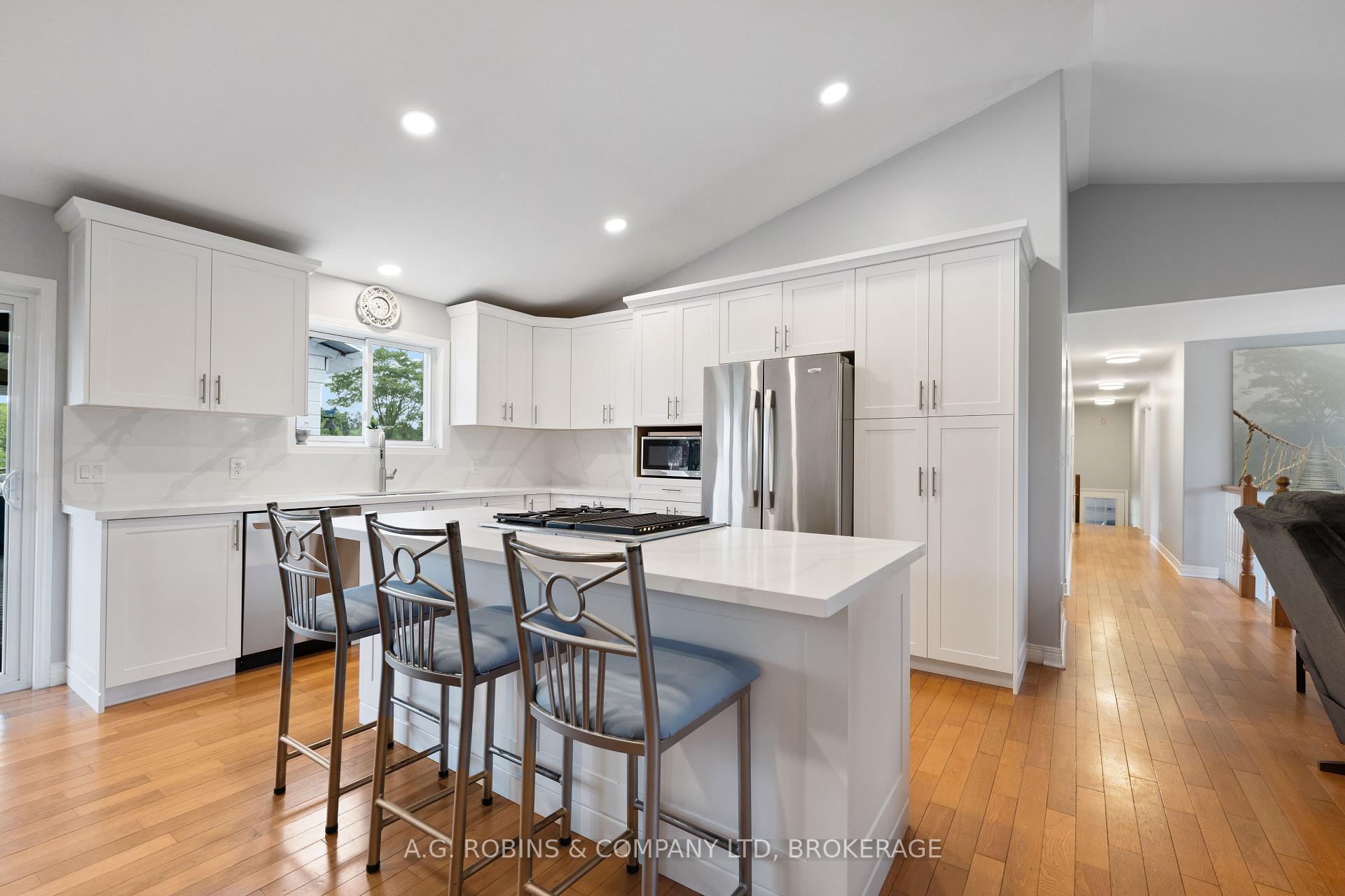 Photo 21 of 12312 Lakeshore Road, Wainfleet, Lakeshore — HOMEH