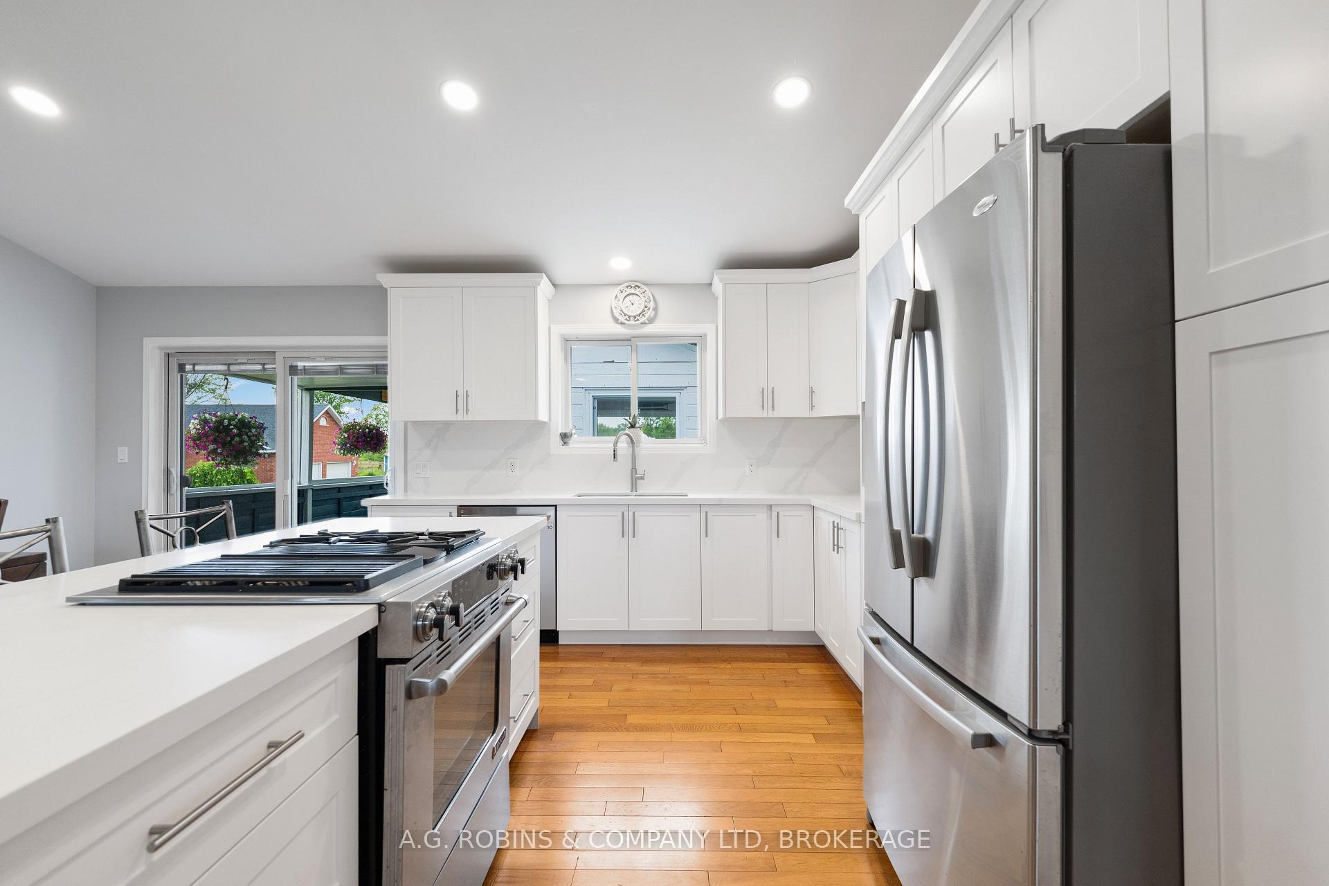 Photo 24 of 12312 Lakeshore Road, Wainfleet, Lakeshore — HOMEH