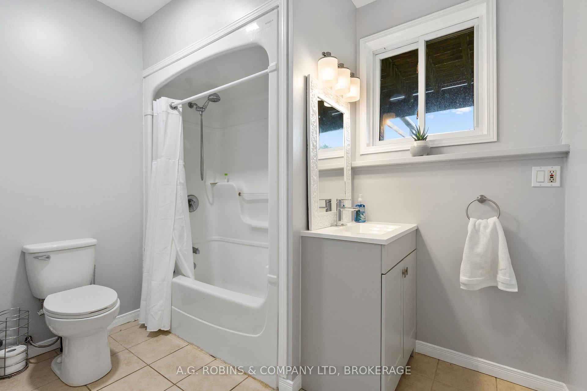 Photo 55 of 12312 Lakeshore Road, Wainfleet, Lakeshore — HOMEH