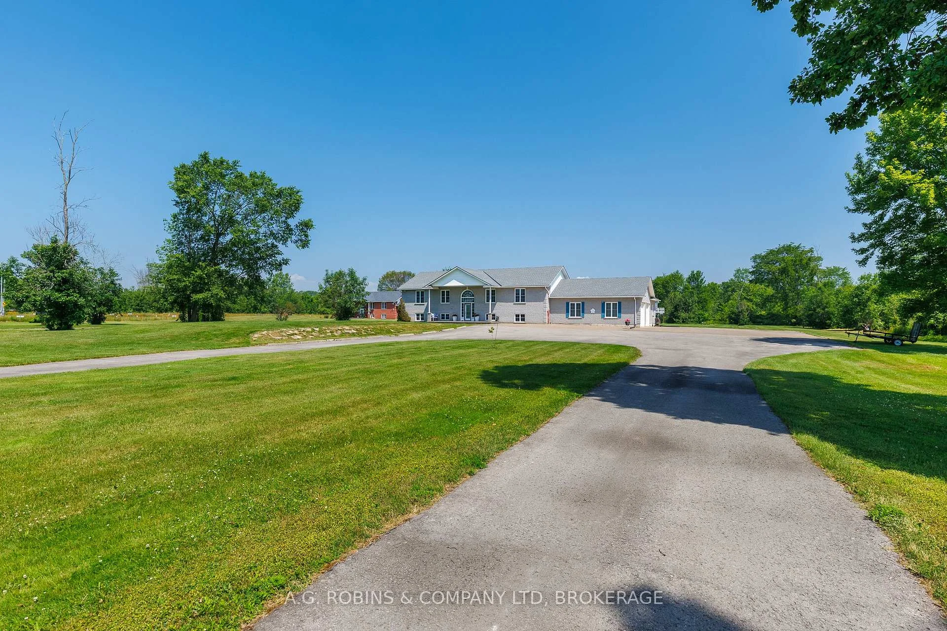 Photo 14 of 12312 Lakeshore Road, Wainfleet, Lakeshore — HOMEH