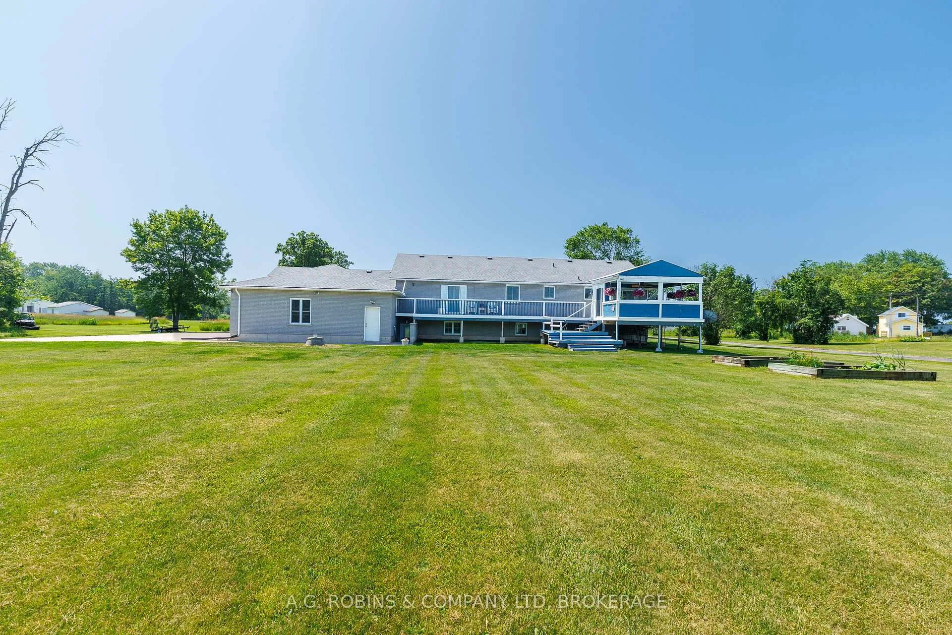 Photo 31 of 12312 Lakeshore Road, Wainfleet, Lakeshore — HOMEH