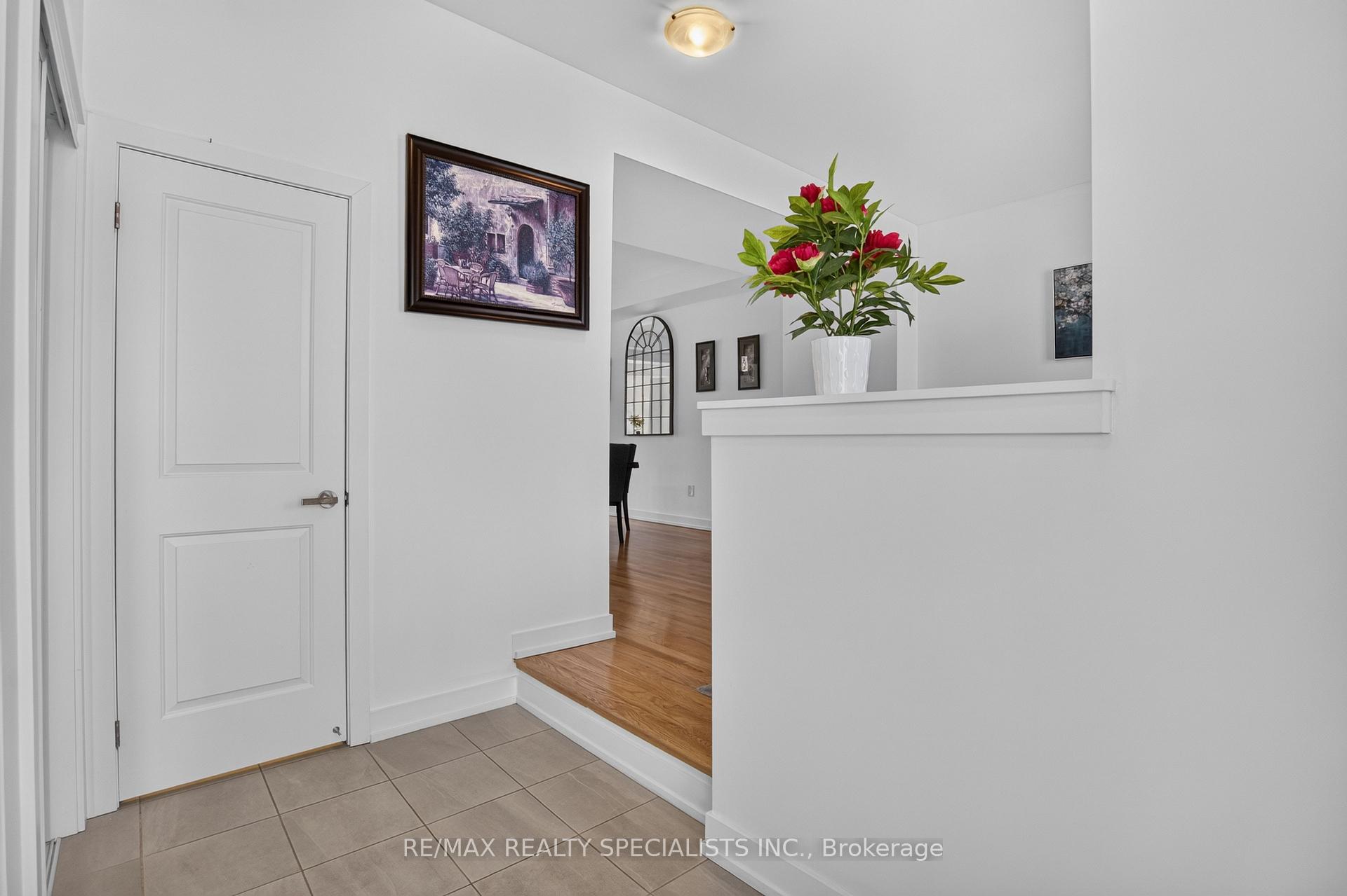 Photo 11 of 261 Inspire Boulevard, Brampton, Sandringham-Wellington North — HOMEH