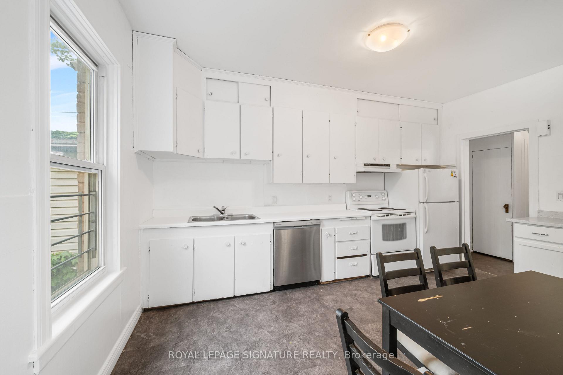 Photo 14 of 72 Gwynne Avenue, Toronto, South Parkdale — HOMEH