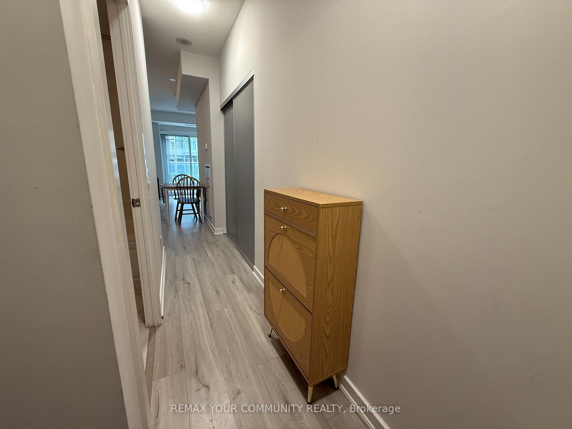 Photo 5 of Unit 502, 30 Nelson Street, Toronto, Waterfront Communities — HOMEH