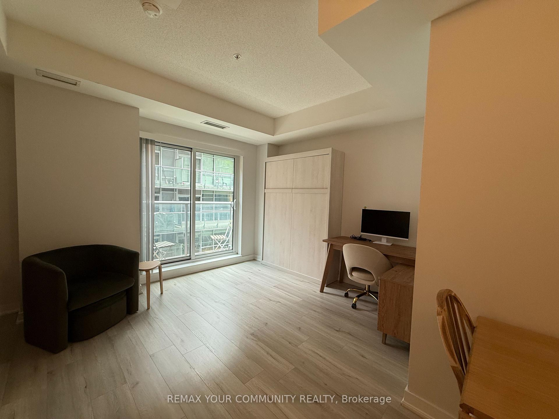 Photo 8 of Unit 502, 30 Nelson Street, Toronto, Waterfront Communities — HOMEH
