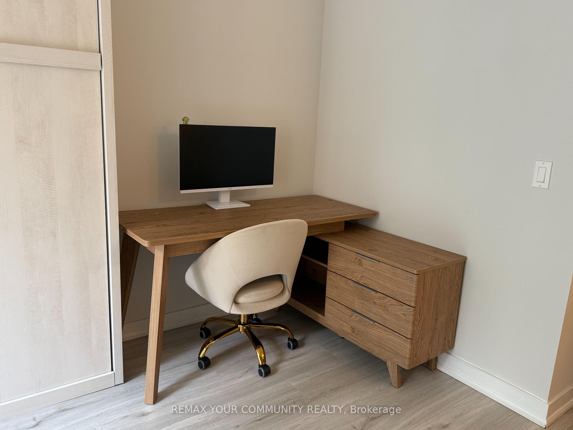 Photo 14 of Unit 502, 30 Nelson Street, Toronto, Waterfront Communities — HOMEH