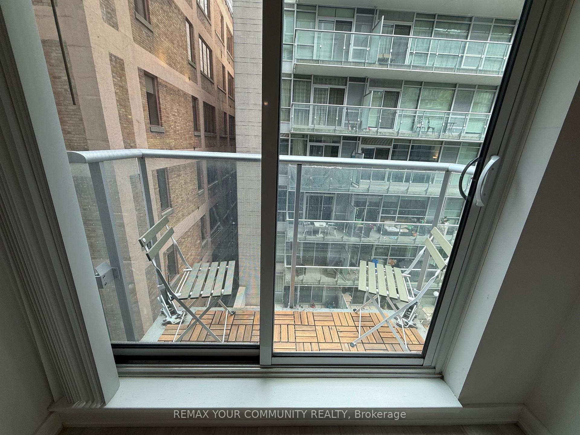 Photo 16 of Unit 502, 30 Nelson Street, Toronto, Waterfront Communities — HOMEH
