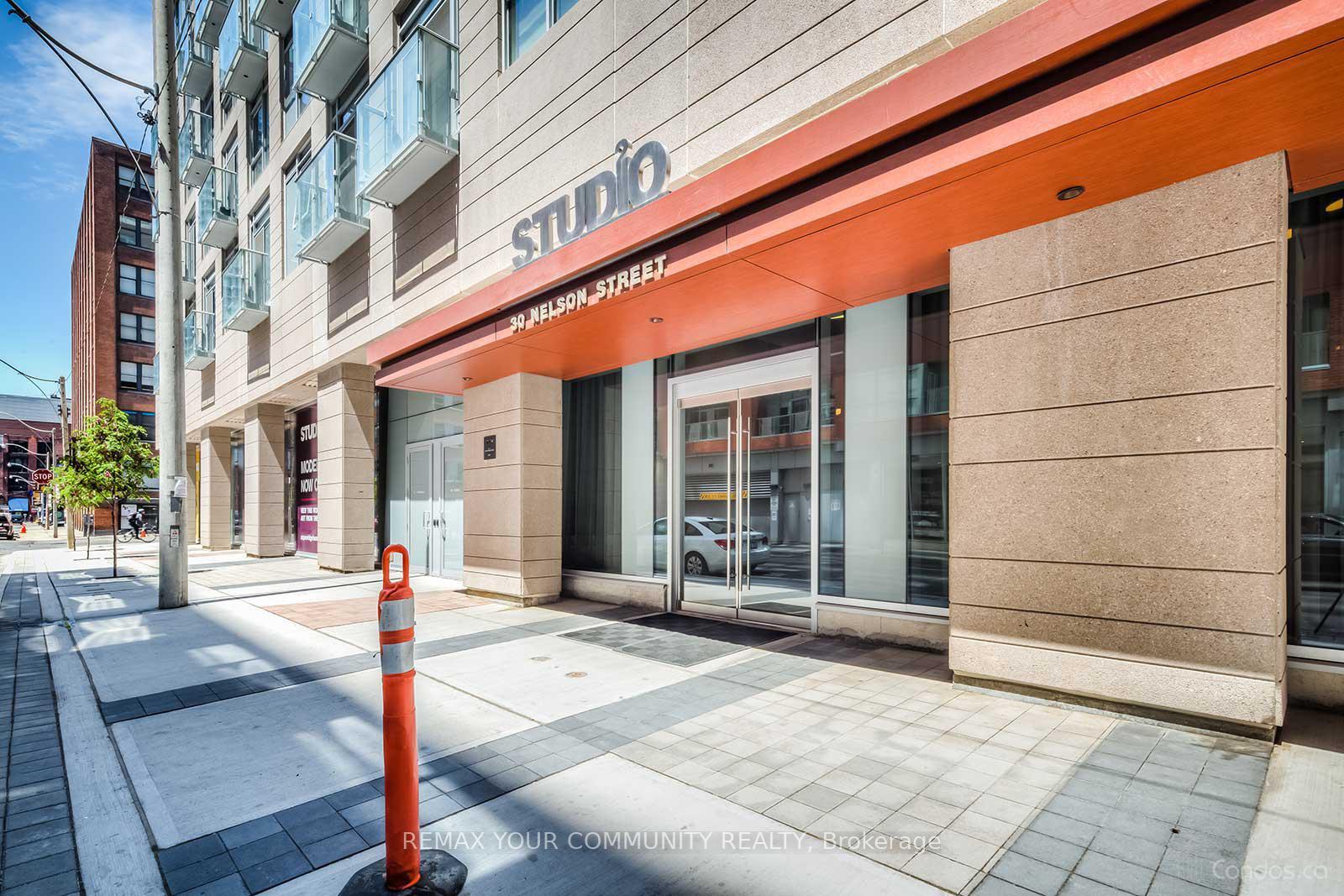 Photo 18 of Unit 502, 30 Nelson Street, Toronto, Waterfront Communities — HOMEH