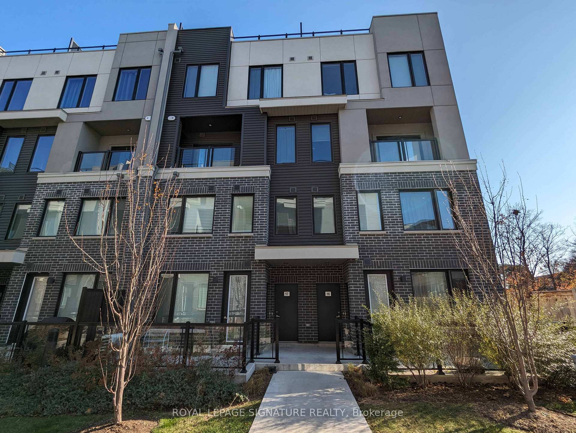 Photo 1 of Unit 15, 3472 Widdicombe Way, Mississauga, Erin Mills — HOMEH