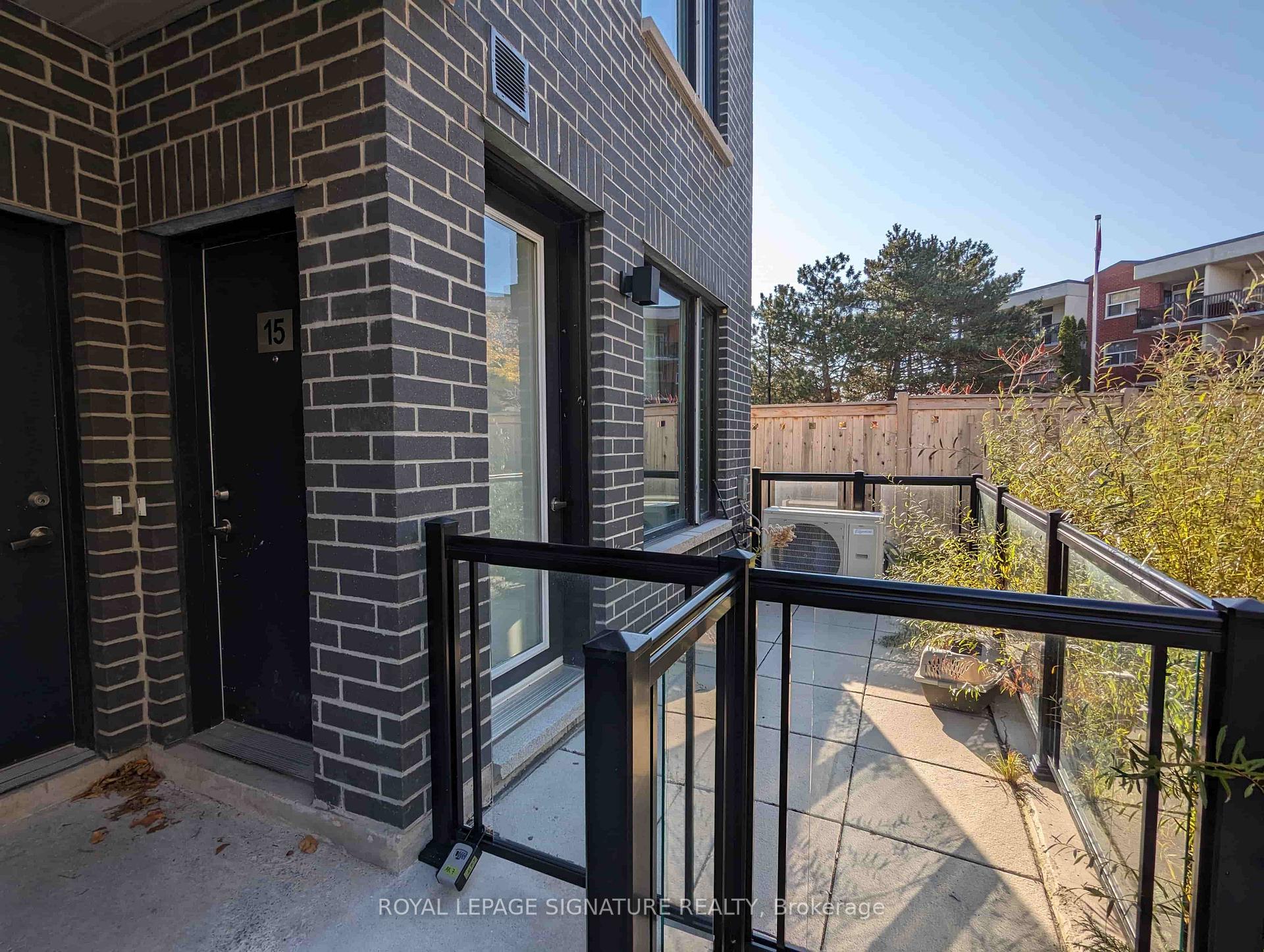 Photo 2 of Unit 15, 3472 Widdicombe Way, Mississauga, Erin Mills — HOMEH