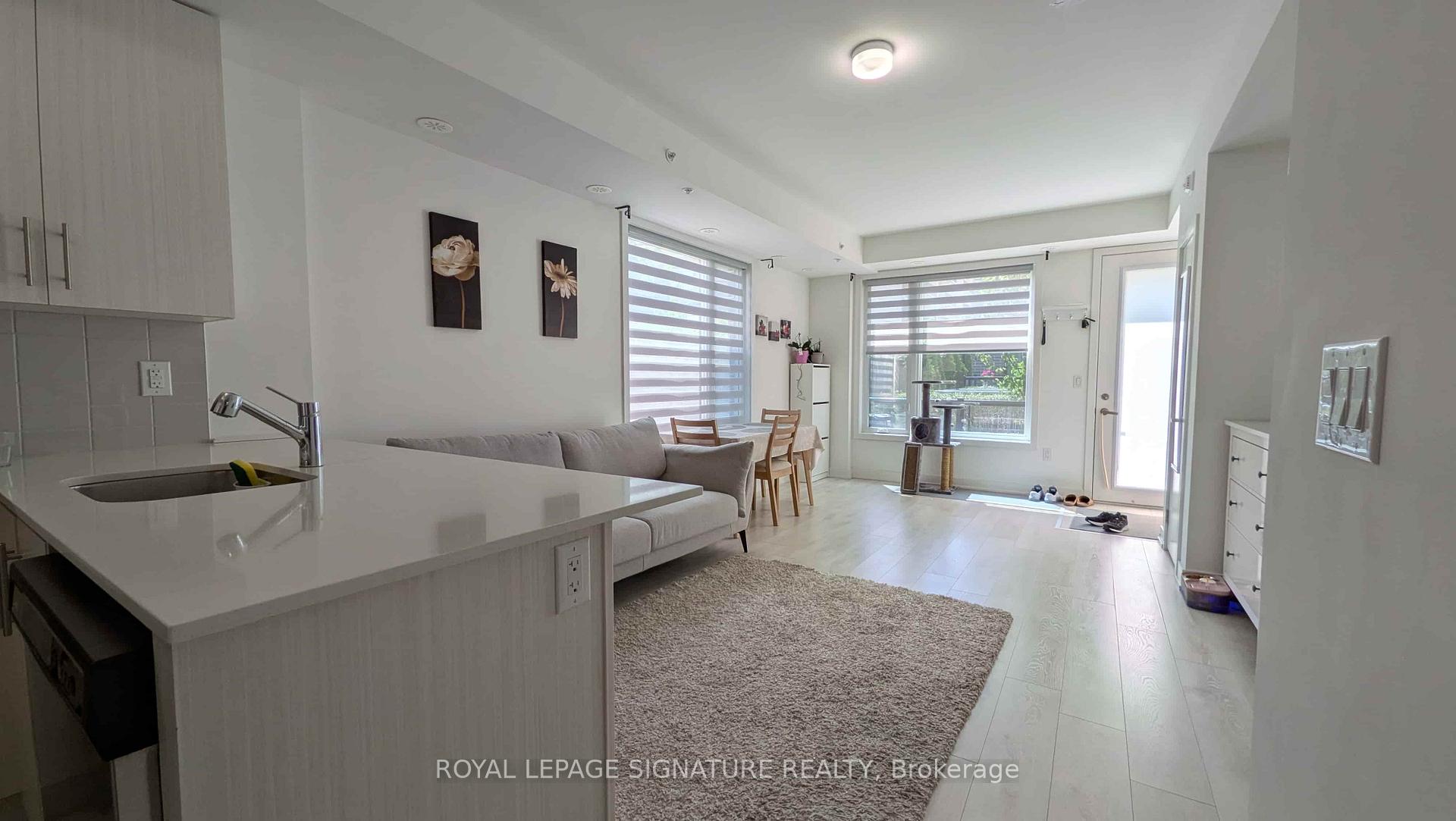 Photo 7 of Unit 15, 3472 Widdicombe Way, Mississauga, Erin Mills — HOMEH