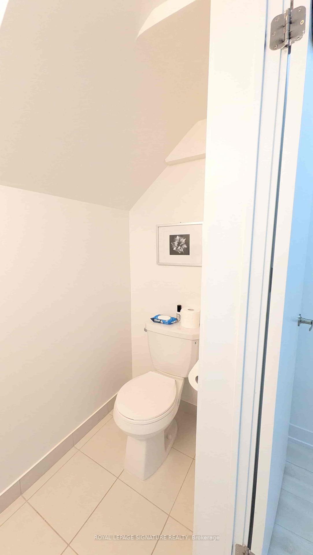 Photo 10 of Unit 15, 3472 Widdicombe Way, Mississauga, Erin Mills — HOMEH