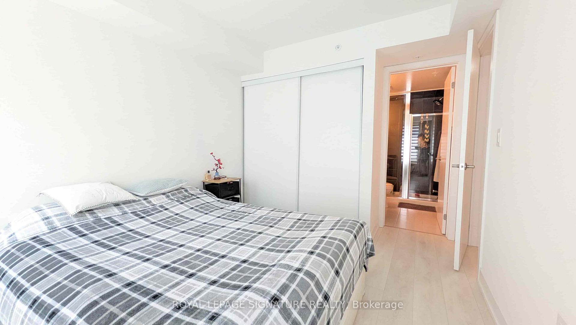 Photo 19 of Unit 15, 3472 Widdicombe Way, Mississauga, Erin Mills — HOMEH