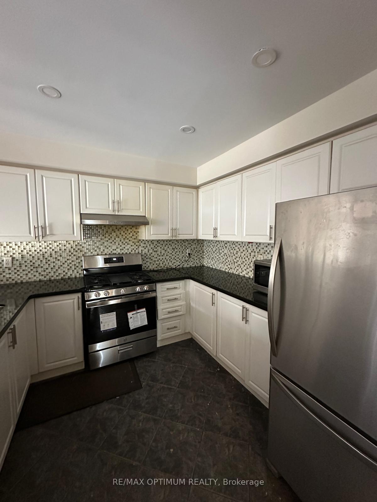 Photo 4 of 3942 Coachman Circle, Mississauga, Churchill Meadows — HOMEH