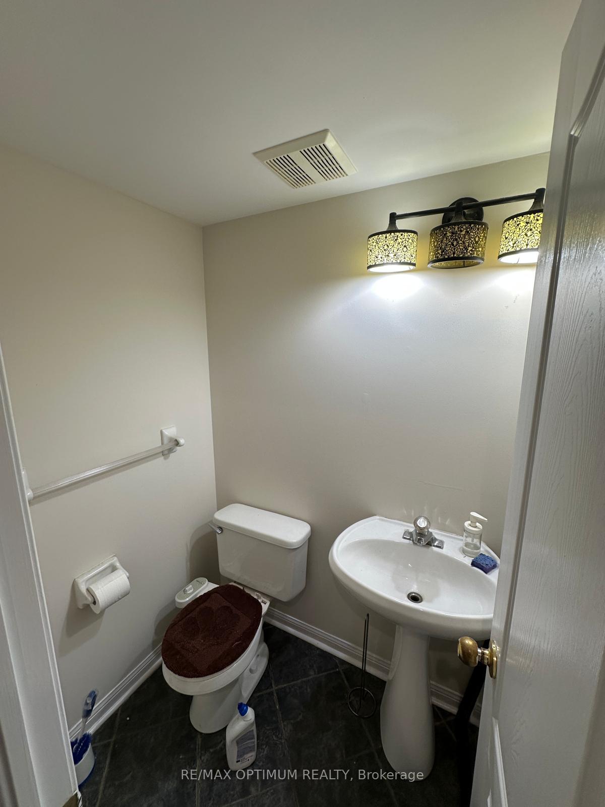 Photo 5 of 3942 Coachman Circle, Mississauga, Churchill Meadows — HOMEH