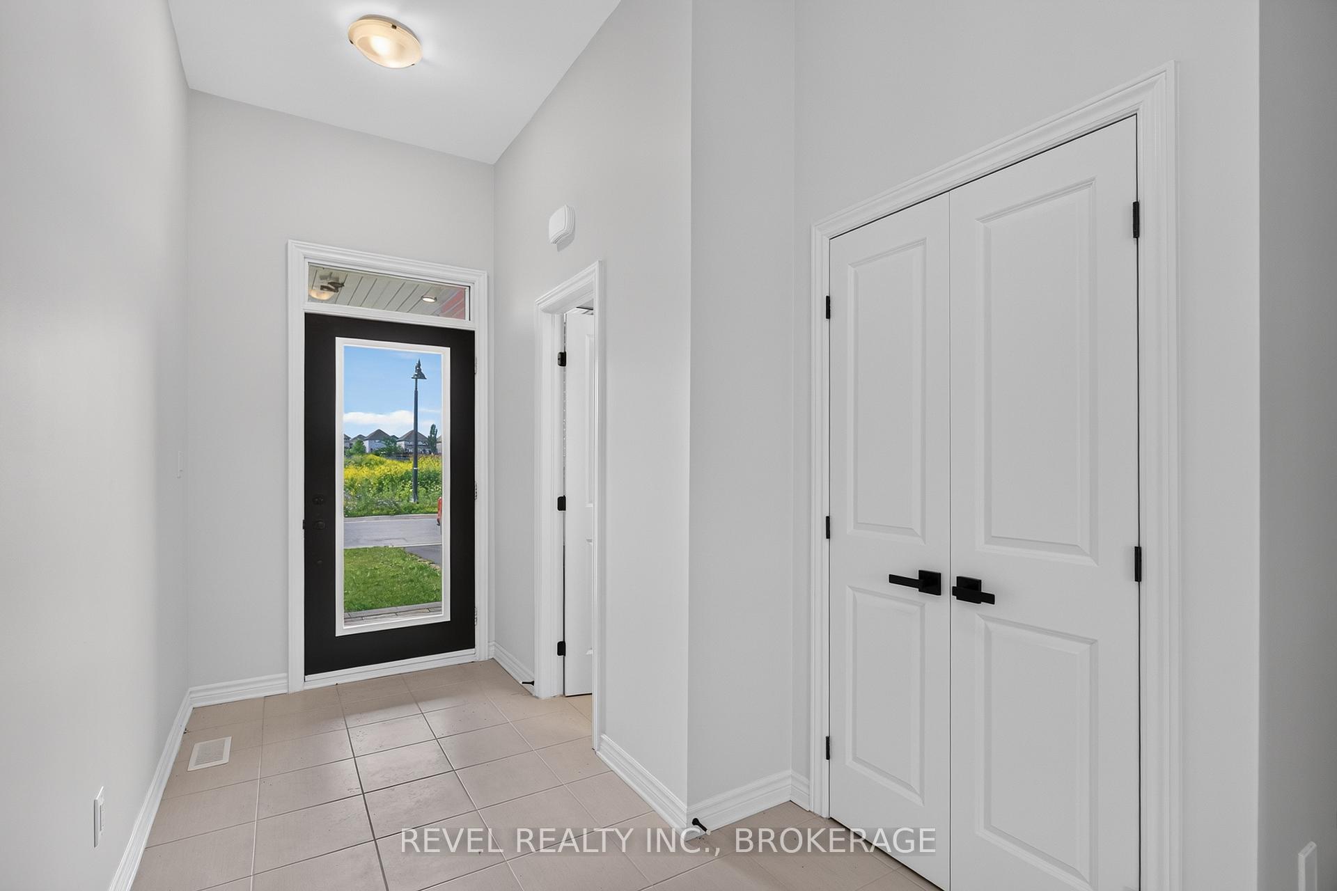 Photo 8 of 444 Buckthorn Drive, Kingston, City Northwest — HOMEH