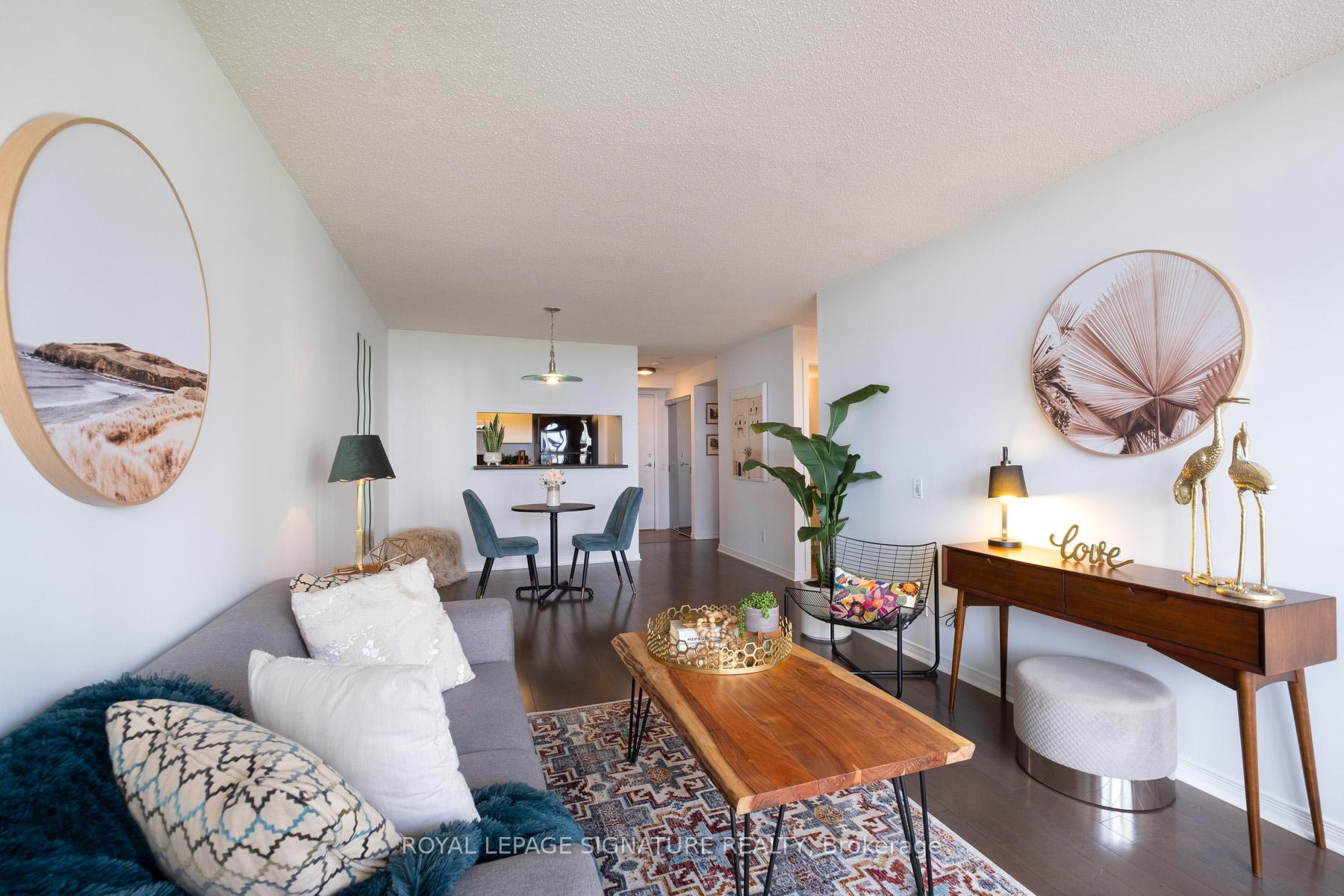 Photo 5 of Unit 810, 1200 The Esplanade Road N, Pickering, Town Centre — HOMEH