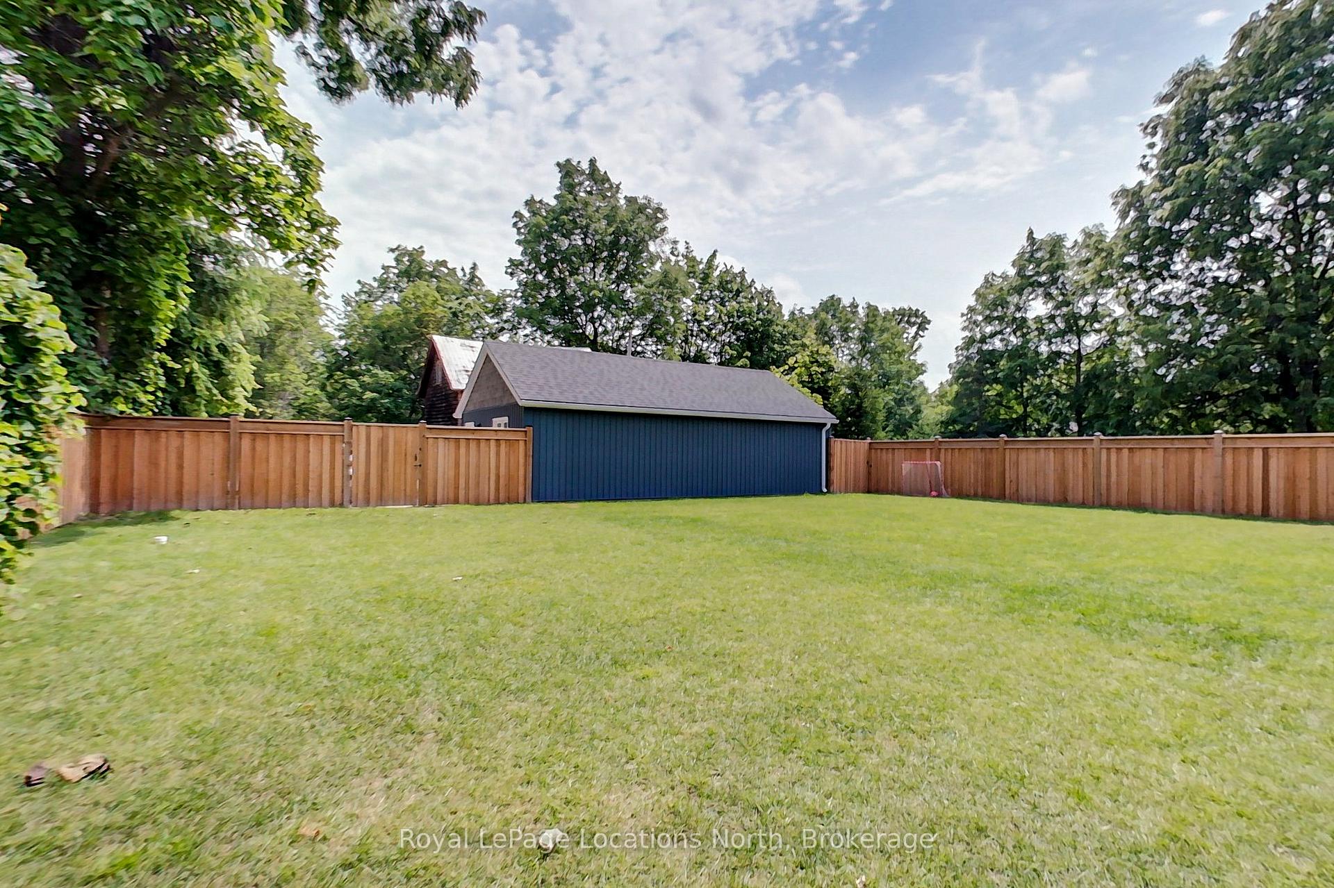 Photo 16 of 245 Jane Street, Clearview, Stayner — HOMEH