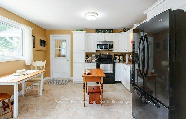 Photo 26 of 245 Jane Street, Clearview, Stayner — HOMEH