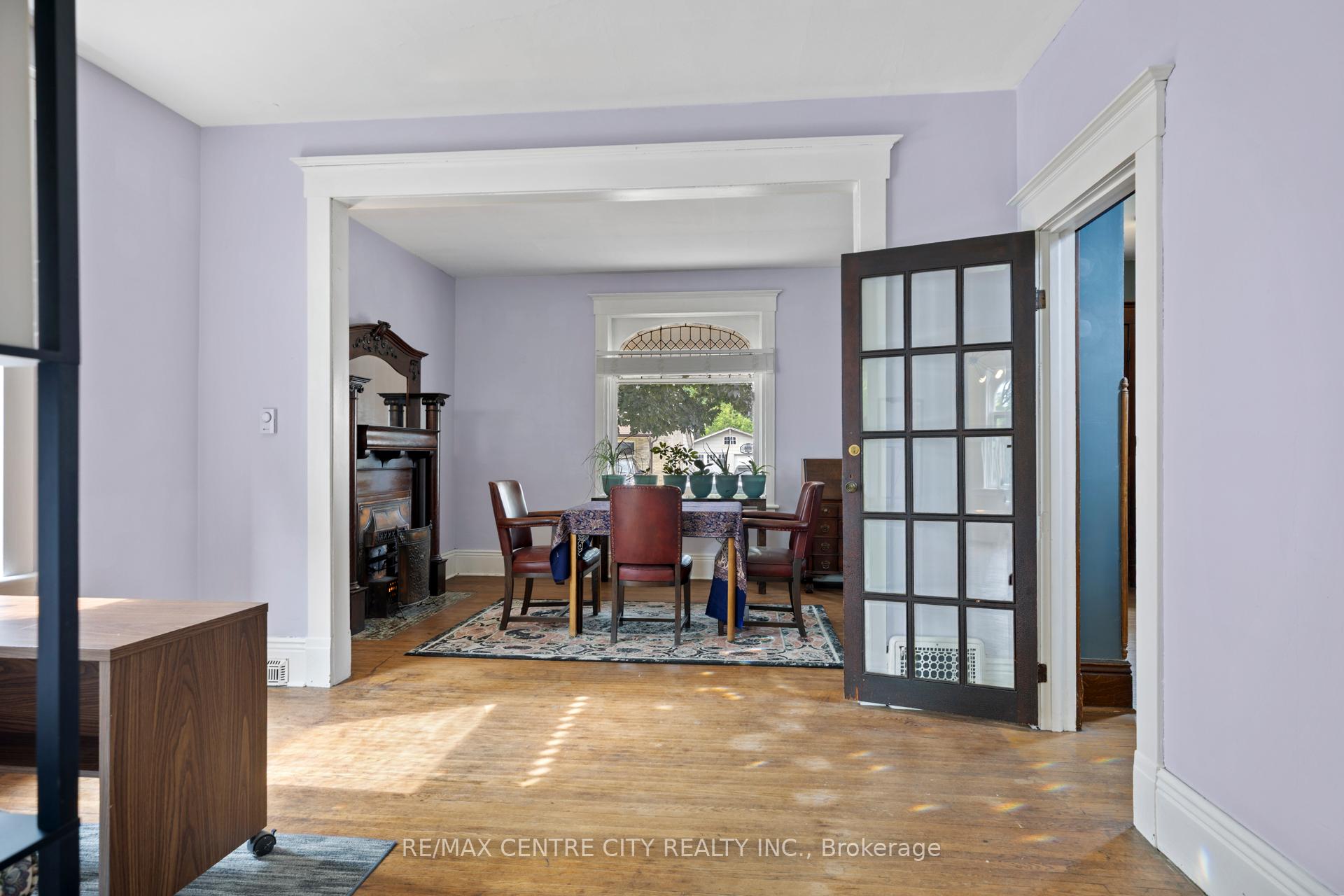Photo 13 of 30 Owaissa Street, St. Thomas — HOMEH