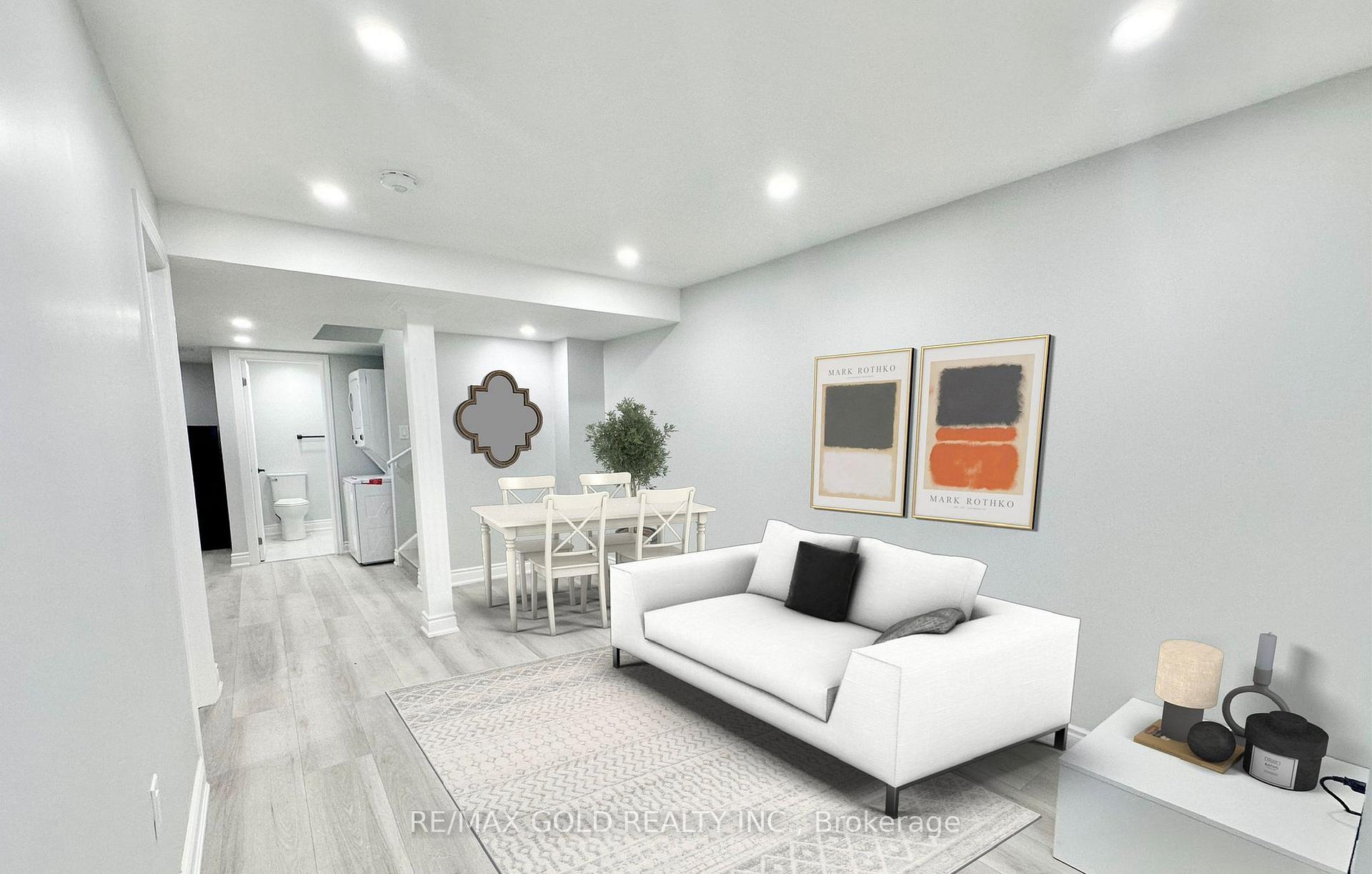 Front of Unit Bsmt, 555 Settlers Road W