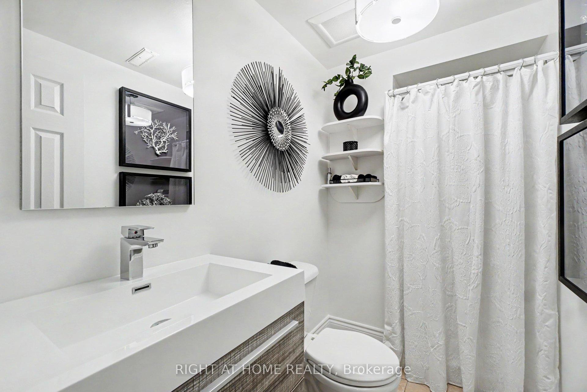 Photo 29 of 1484 Meadowbrook Road, Ottawa, Pineview — HOMEH