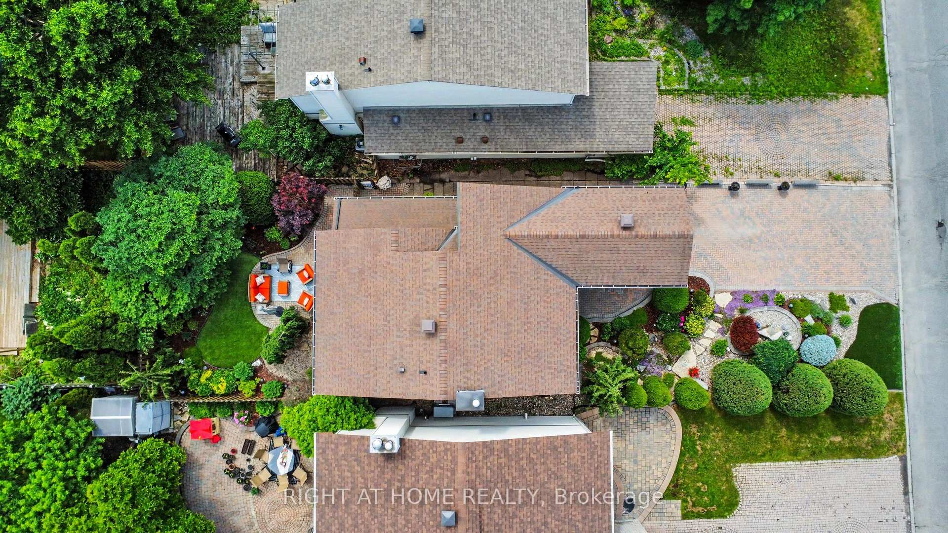 Photo 40 of 1484 Meadowbrook Road, Ottawa, Pineview — HOMEH