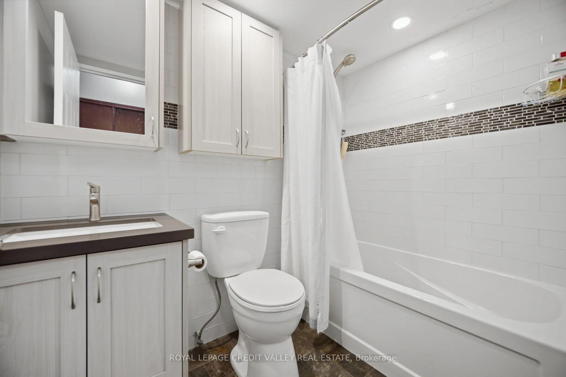 Photo 28 of Unit 407, 8351 Mclaughlin Road S, Brampton, Brampton South — HOMEH