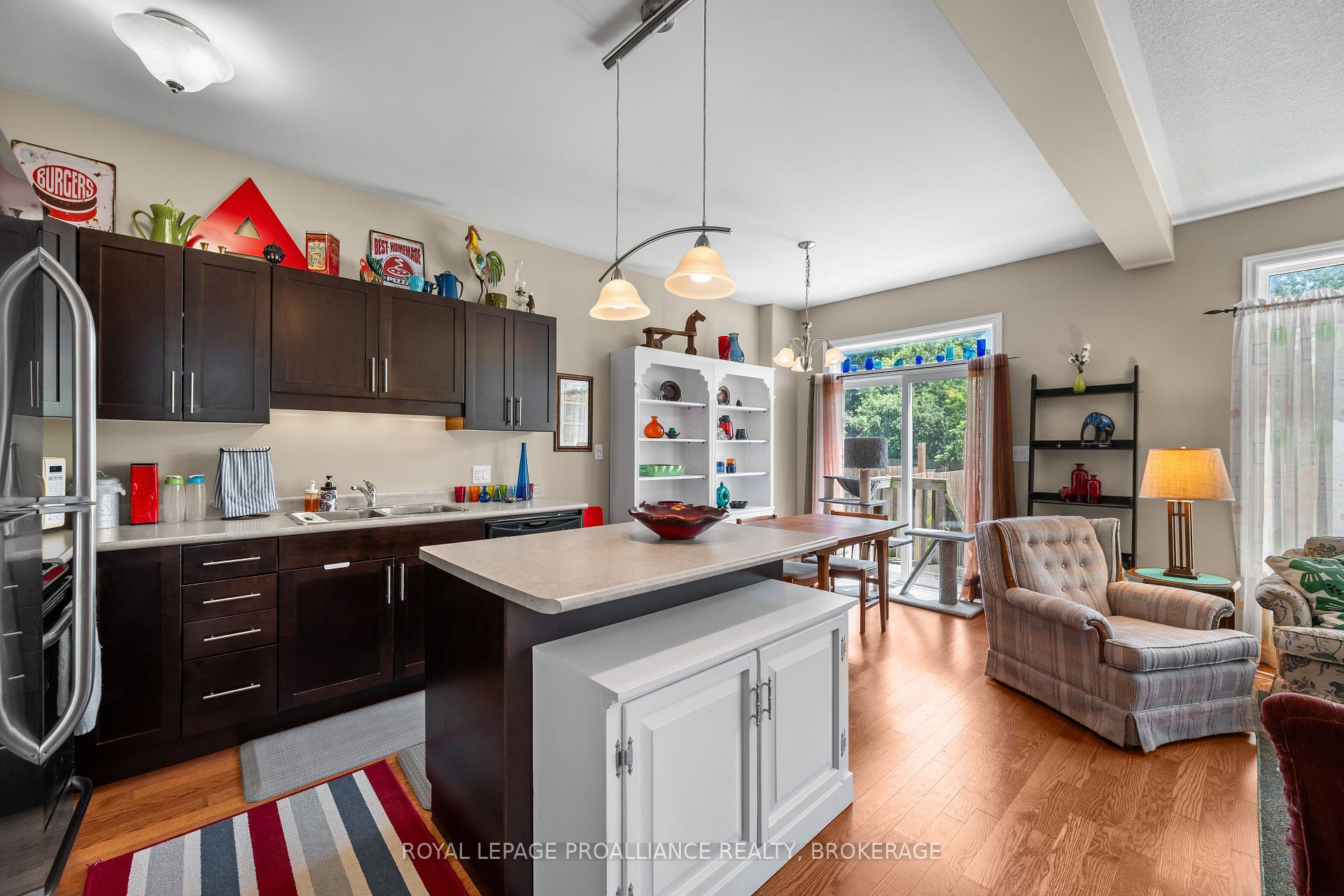 Photo 7 of 917 Blossom Street, Kingston, City Northwest — HOMEH