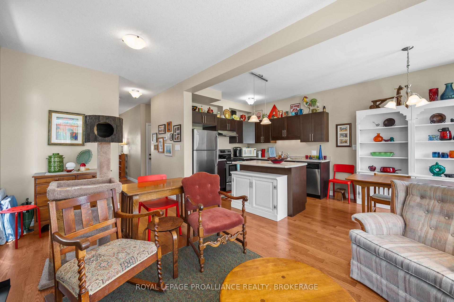 Photo 14 of 917 Blossom Street, Kingston, City Northwest — HOMEH