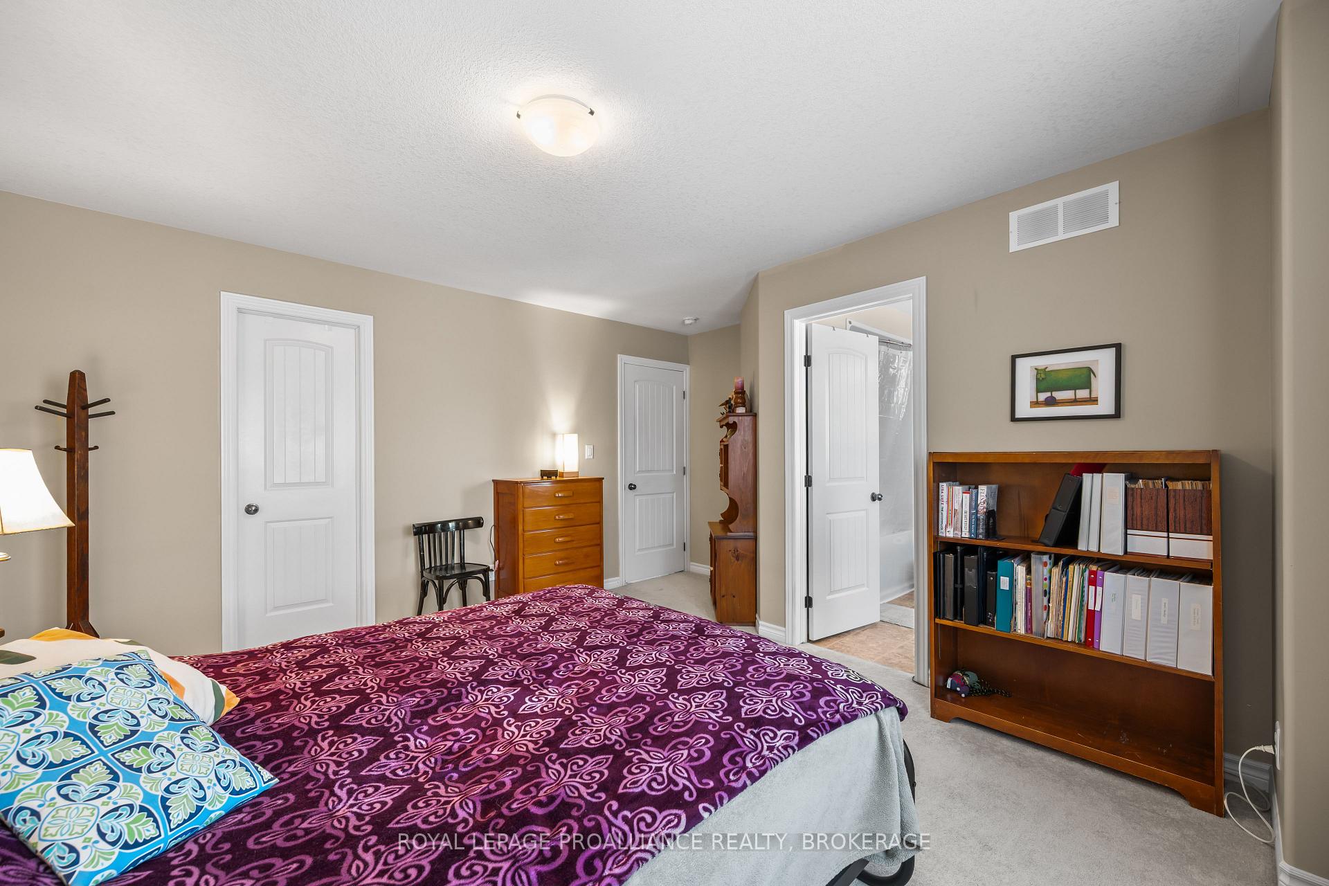 Photo 19 of 917 Blossom Street, Kingston, City Northwest — HOMEH