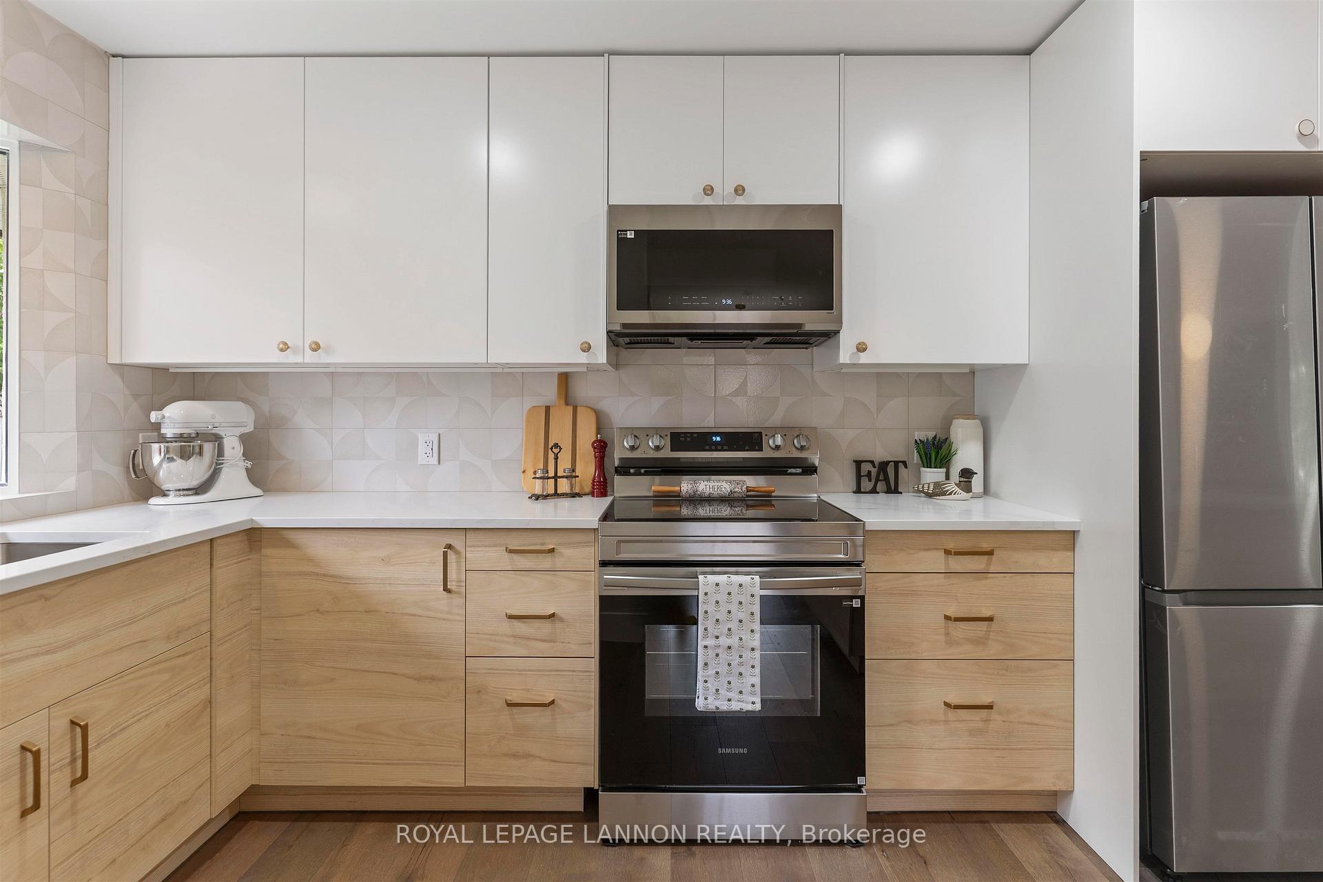 Photo 6 of 104 Riverview Drive, Thunder Bay, Edgewater Park — HOMEH