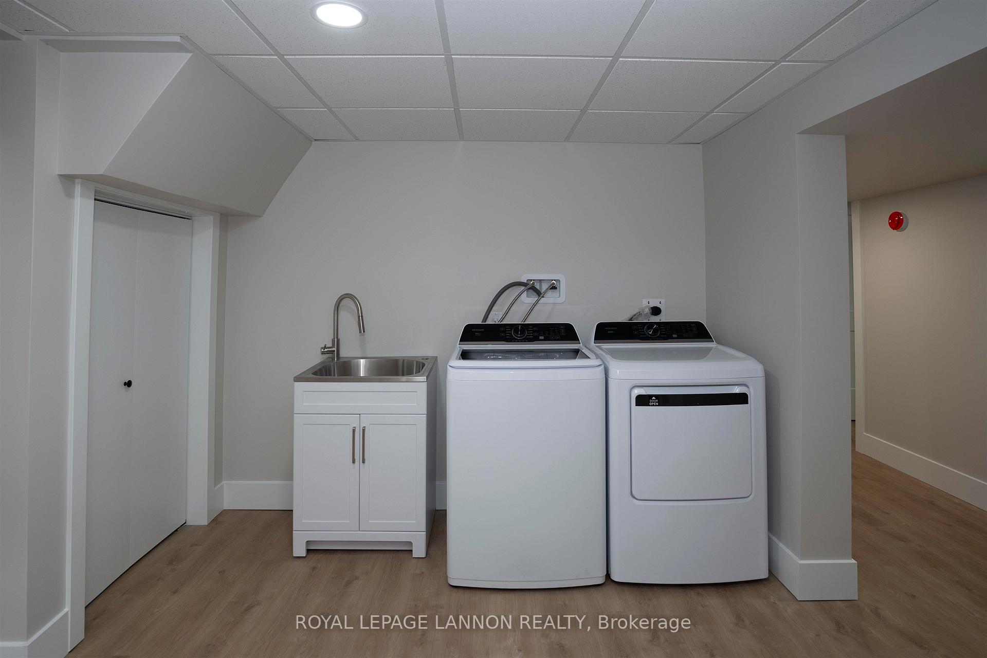 Photo 37 of 104 Riverview Drive, Thunder Bay, Edgewater Park — HOMEH